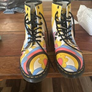 Vegan mushroom doc martens size 9 womens